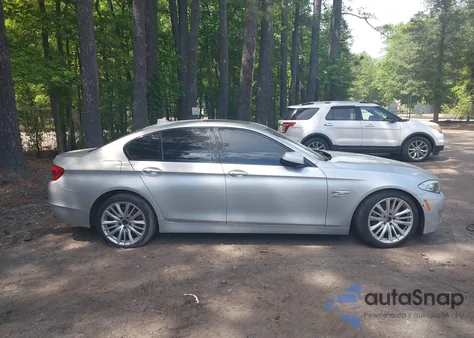 2011 BMW 550I xDrive z USA, uszkodzony, nr VIN WBAFU9C53BC783386